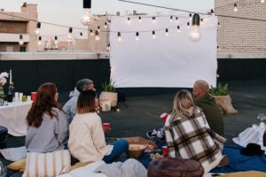 how to use a projector outside during the day