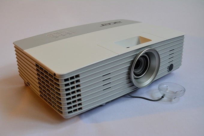 how to use a projector outside during the day reviews and useful tips